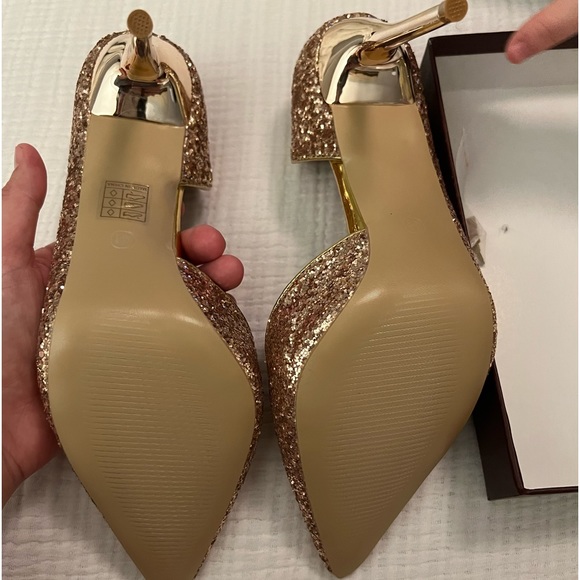 New never worn heels - Picture 9 of 10